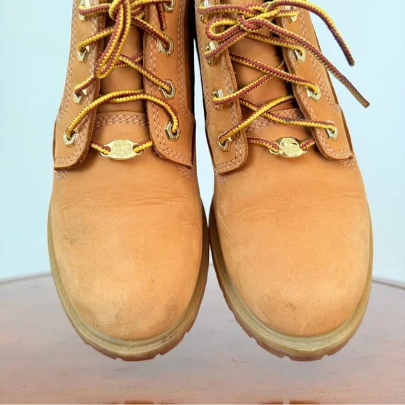 Timberland Women's Nellie Waterproof Nubuck Chukka Boots | US 7.5 - Picture 5 of 8